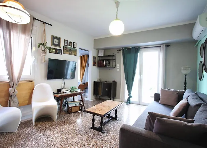 Vintage Apartment